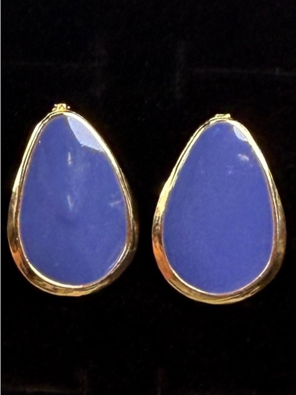 Vintage, goldtone and blue enamel lightweight clip on earrings